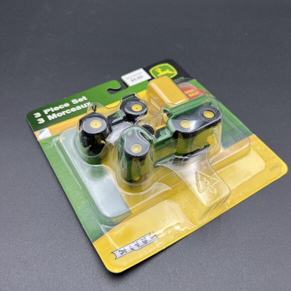 2010 Ertl: John Deere Gator 4X4 & Quad ATV 1:32 scale 3-piece set - Picture 8 of 9